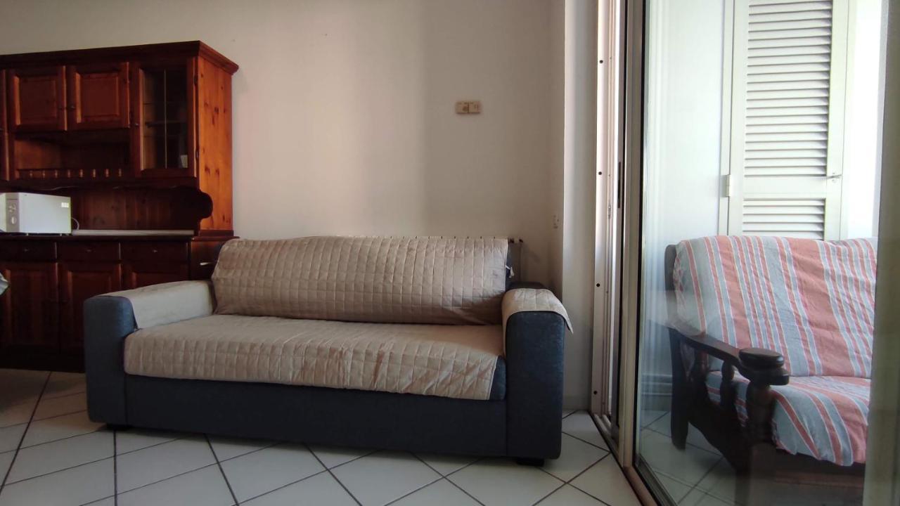 Appartamento Paradiso Azzurro ปอร์โตเรกานาติ ภายนอก รูปภาพ